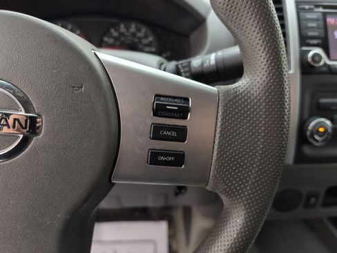Used 2017 Nissan Frontier SV RWD image 34