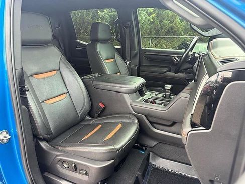 Used 2023 GMC Sierra 1500 AT4 w/ AT4 Premium Package AWD/4WD image 37