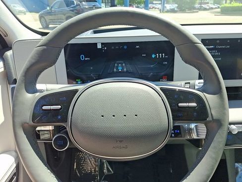Used 2023 Hyundai Ioniq 5 Limited AWD/4WD image 21