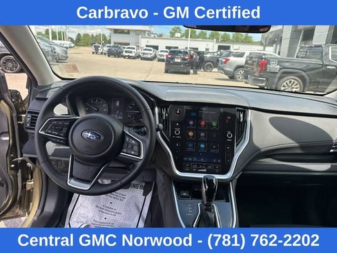 Used 2024 Subaru Outback Premium AWD/4WD image 15