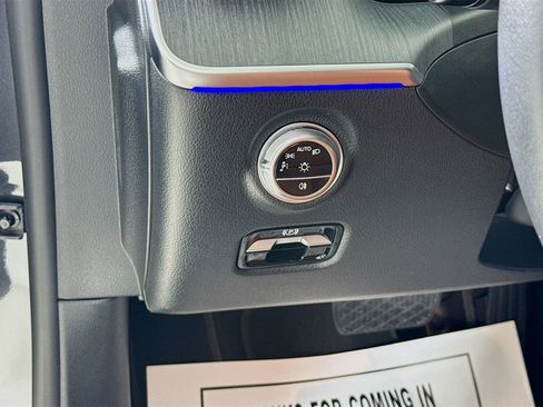 Certified 2025 Mercedes-Benz C 300 Sedan image 11