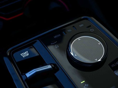 Used 2026 BMW i5 eDrive40 image 16