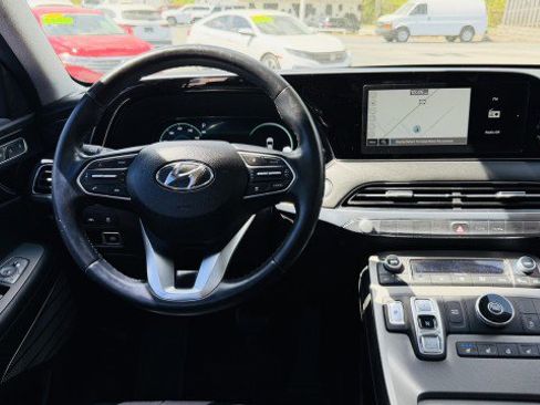 Used 2022 Hyundai Palisade Limited w/ Cargo Package image 11