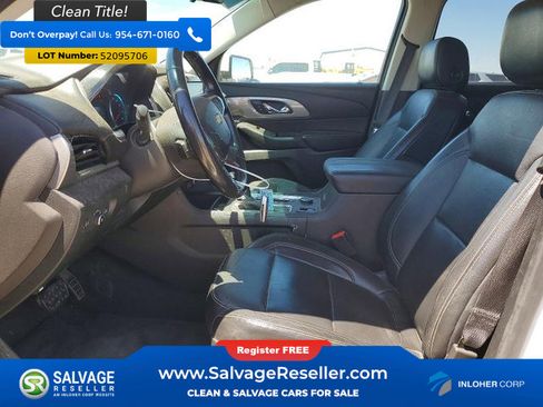 Used 2019 Chevrolet Traverse LT w/ LT Premium Package FWD image 9