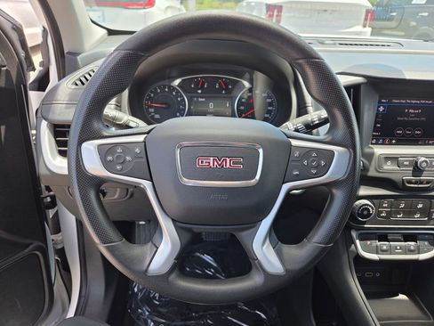 Used 2024 GMC Terrain SLE FWD image 26