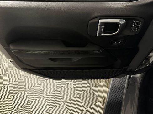 Certified 2023 Jeep Wrangler Unlimited Sahara w/ Safety Group AWD/4WD image 24