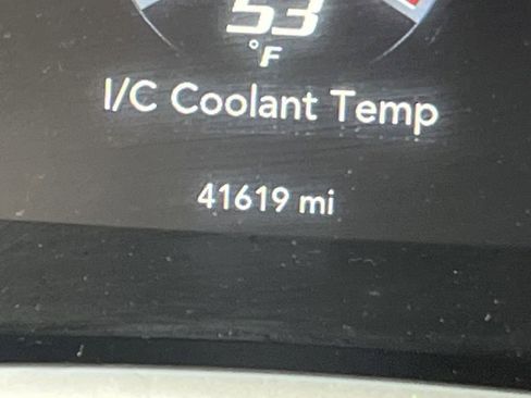 Used 2016 Dodge Challenger SRT Hellcat image 8