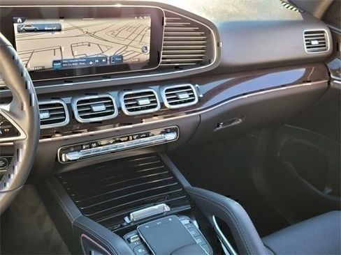Used 2025 Mercedes-Benz GLE 350 4MATIC image 31