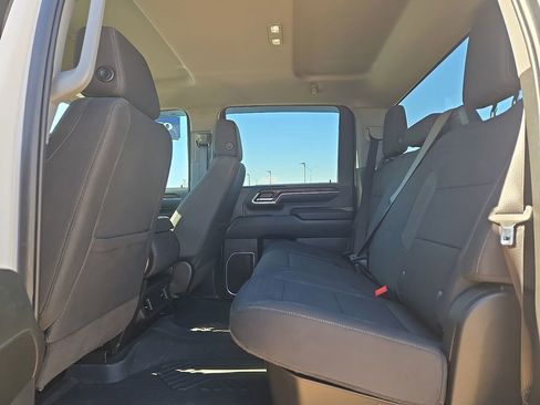 Used 2024 Chevrolet Silverado 2500 LT image 15