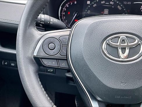 Used 2023 Toyota RAV4 XLE Premium FWD image 24