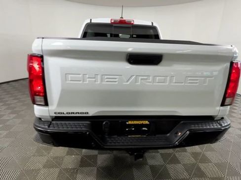 Used 2023 Chevrolet Colorado Trail Boss w/ Technology Package AWD/4WD image 6