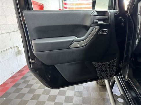 Used 2012 Jeep Wrangler Sport AWD/4WD image 8