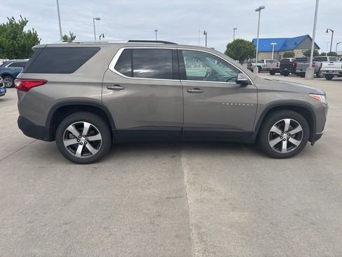 Used 2018 Chevrolet Traverse LT AWD/4WD image 8
