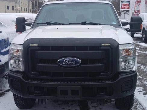 Used 2016 Ford F250 XL w/ Power Equipment Group image 3