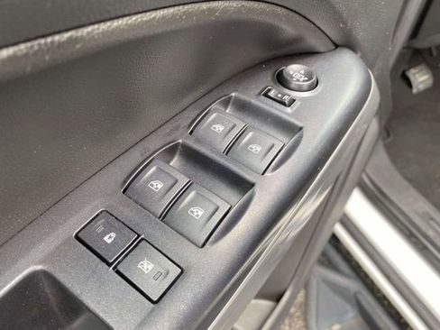 Used 2020 Chevrolet Colorado LT RWD image 21