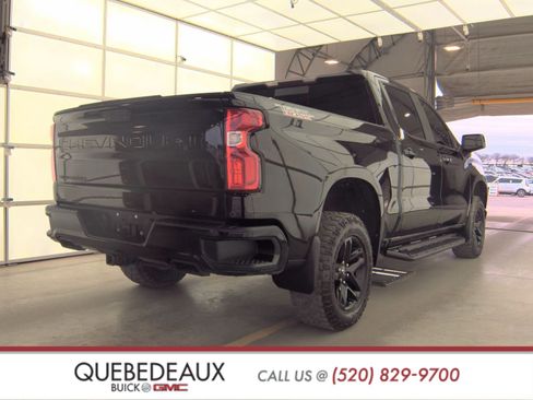 Used 2020 Chevrolet Silverado 1500 LT Trail Boss w/ Midnight Edition image 10