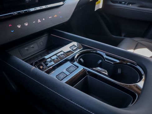 New 2025 Nissan Murano SL image 14