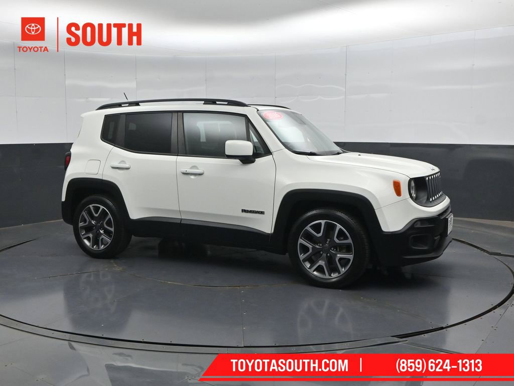 Used 2016 Jeep Renegade Latitude w/ Safety & Security Group FWD image 1