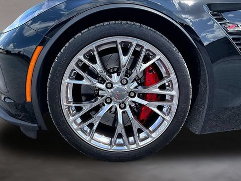 Used 2016 Chevrolet Corvette Z06 w/ 2LZ Preferred Equipment Group RWD image 27