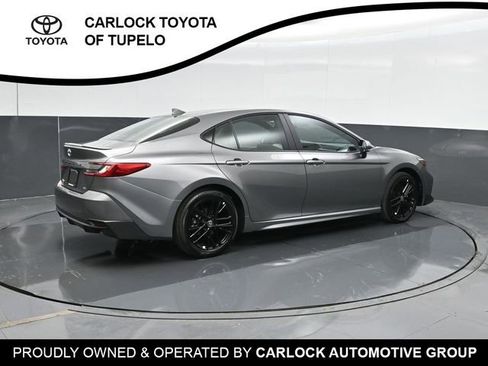 Used 2026 Toyota Camry SE image 3