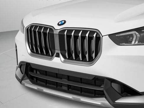 Used 2026 BMW X1 xDrive28i w/ Technology Package AWD/4WD image 56