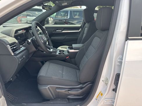 New 2026 GMC Terrain Elevation w/ Technology Package II FWD image 18