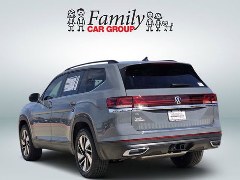 New 2026 Volkswagen Atlas SE FWD image 3