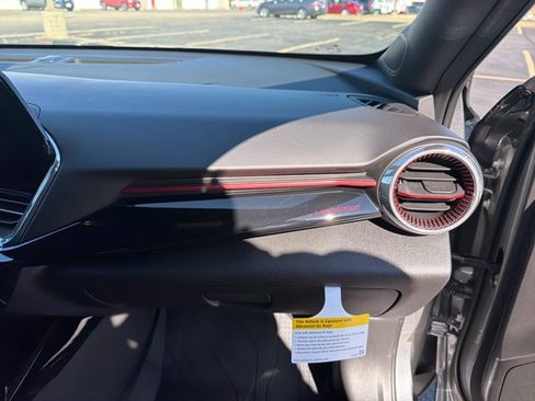 New 2026 Chevrolet Trax RS w/ Sunroof Package FWD image 33