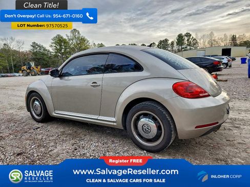 Used 2013 Volkswagen Beetle 2.5 image 3