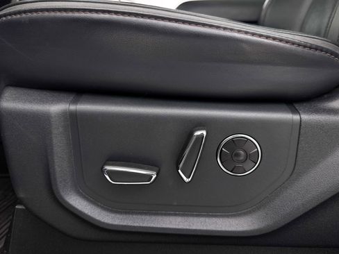 Used 2022 Ford F350 Platinum image 27