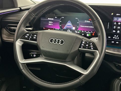 Used 2025 Audi Q5 Premium Plus AWD/4WD image 8