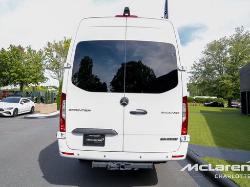 Used 2023 Mercedes-Benz Sprinter 3500 image 7