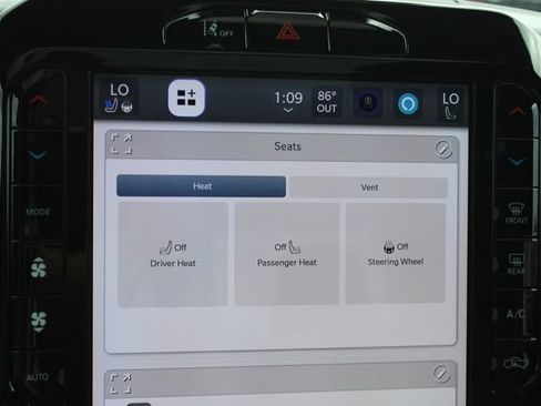 Used 2025 RAM 1500 Limited w/ Off Road Group image 5