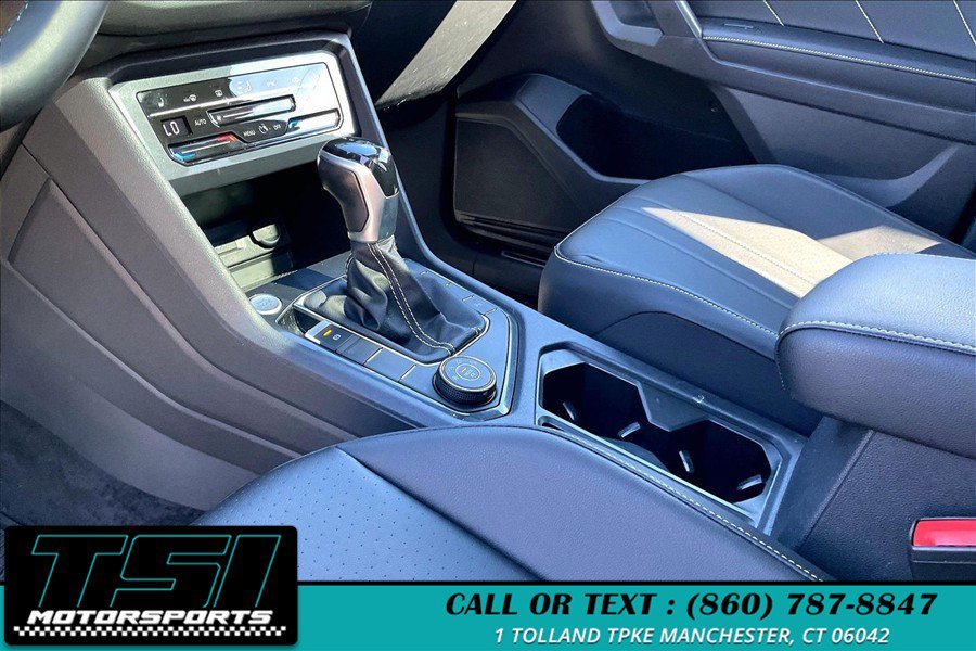 Used 2022 Volkswagen Tiguan SE R-Line AWD/4WD image 15