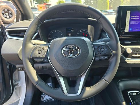 Used 2023 Toyota Corolla SE FWD image 18