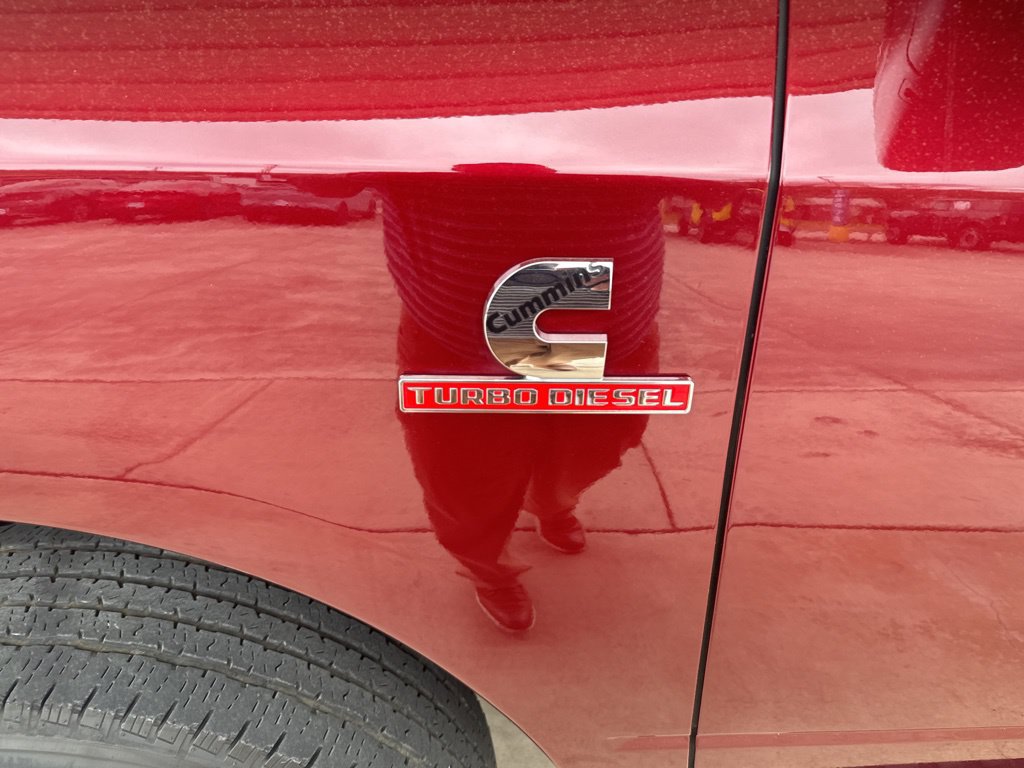 Used 2024 RAM 3500 Tradesman w/ Chrome Appearance Group AWD/4WD image 26