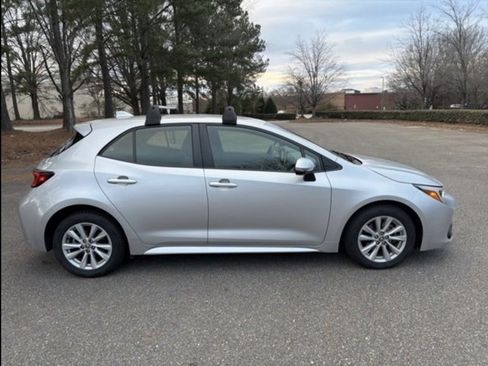 Used 2023 Toyota Corolla SE image 5