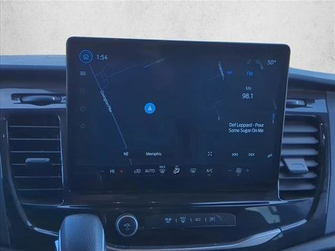 Used 2023 Ford Transit 350 XLT image 10