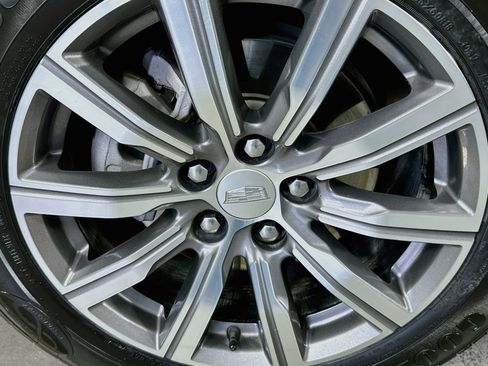 Used 2020 Cadillac XT4 Sport FWD image 32