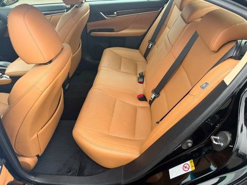 Used 2013 Lexus GS 350 image 28