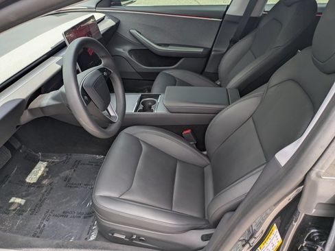 Used 2025 Tesla Model 3 Long Range RWD image 18