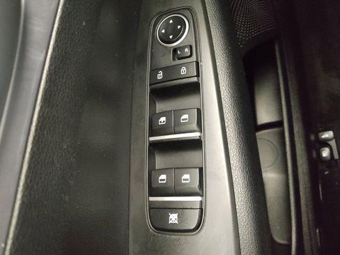 Used 2022 Kia Forte LXS w/ LXS Technology Package image 27