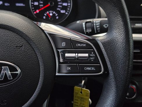 Used 2021 Kia Forte LXS image 17