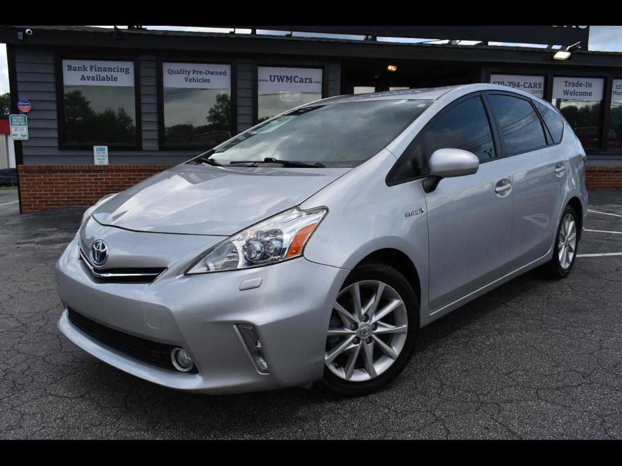 Used 2012 Toyota Prius V Five FWD image 1