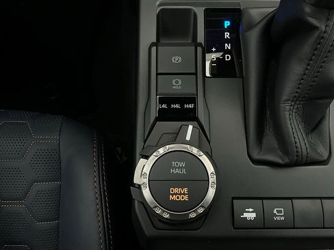 New 2025 Toyota 4Runner 4WD image 29