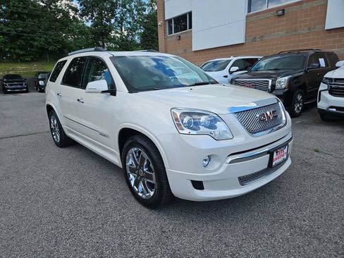 Used 2011 GMC Acadia Denali FWD image 3
