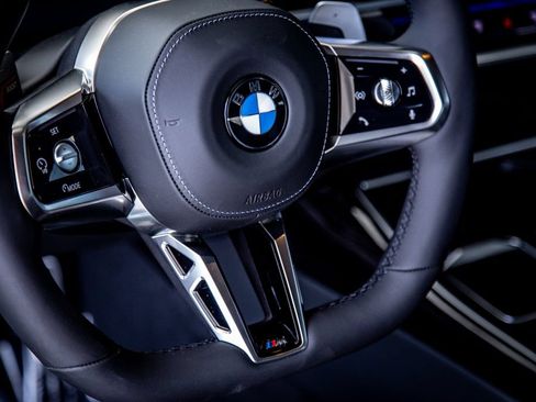New 2026 BMW 760i xDrive w/ Executive Package AWD/4WD image 17