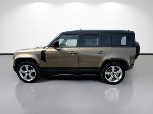 New 2026 Land Rover Defender 110 X-Dynamic SE AWD/4WD image 2