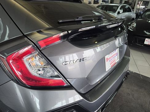 Used 2018 Honda Civic Sport image 23