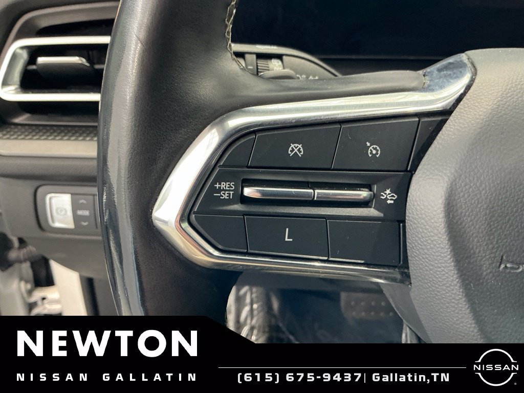 Used 2024 Chevrolet Traverse LT FWD image 38